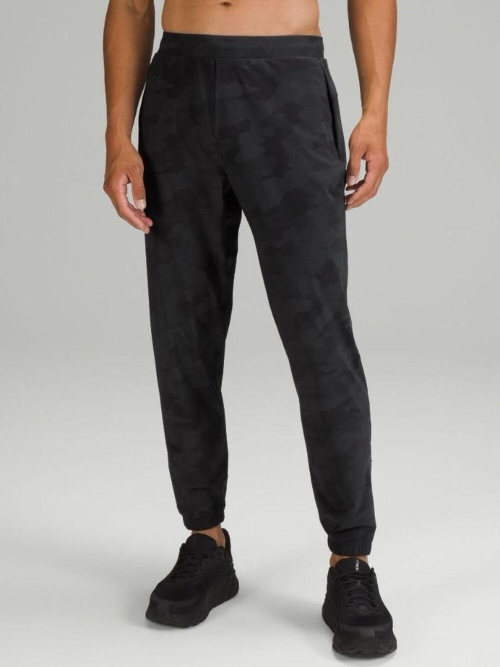 Lululemon Men’s Surge Jogger - Heritage 365 Camo Black Multi | Size L